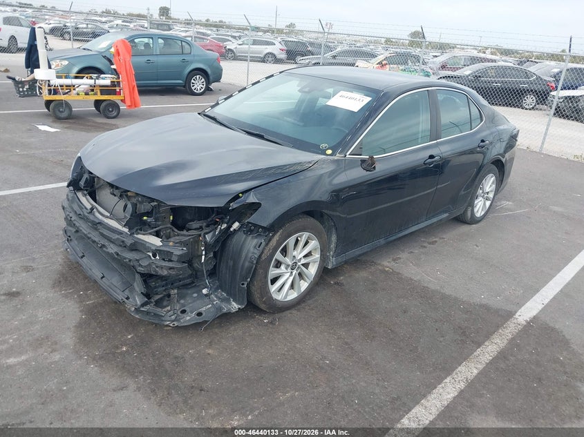 Vin: 4t1c11ak3nu624922, lot: 46940499, toyota camry le 20222
