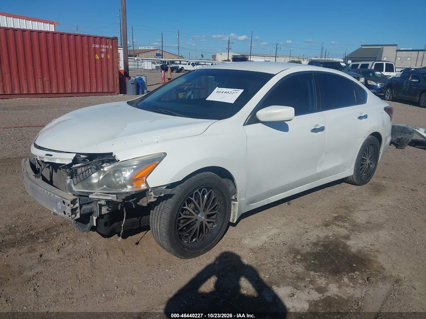 2015 Nissan Altima 2.5 S, Удар спереди, IAAI, VIN 1N4AL3AP1FN307235 — фото 2