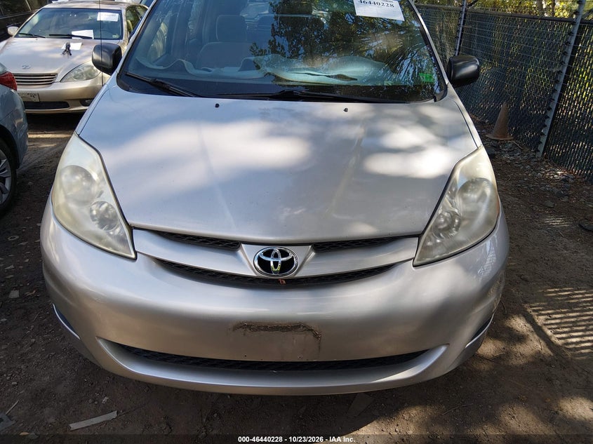 2006 TOYOTA SIENNA CE · Фото 6