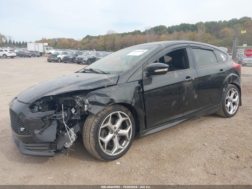 Vin: 1fadp3l96dl317994, lot: 46940663, ford focus st 20132
