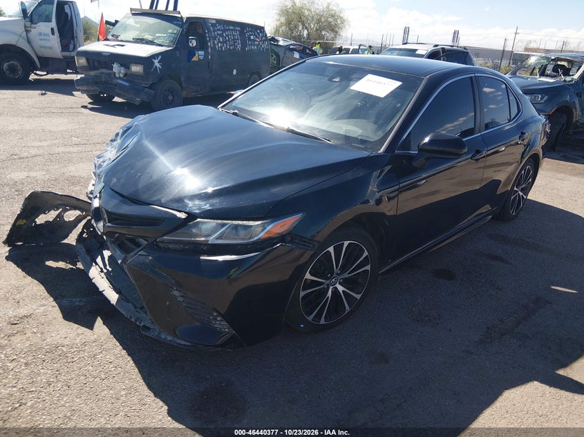 2019 Toyota Camry Se, Front End, IAAI, VIN 4T1B11HK6KU220655 — photo 2
