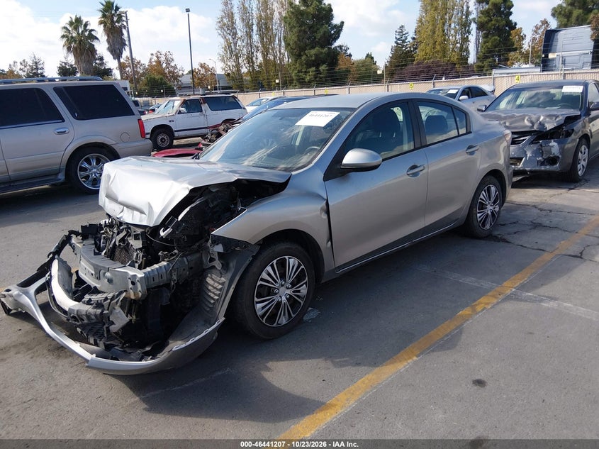 Vin: jm1bl1ug4c1577819, lot: 46941573, mazda mazda3 i sport 20122