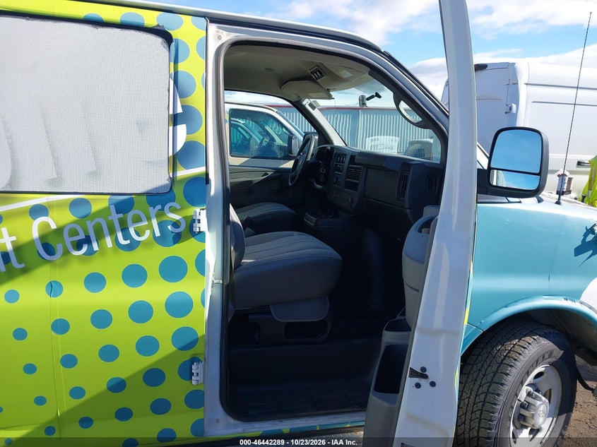 Vin: 1gawgrfg8b1110301, lot: 46942655, chevrolet express 2500 lt 2011 img_1