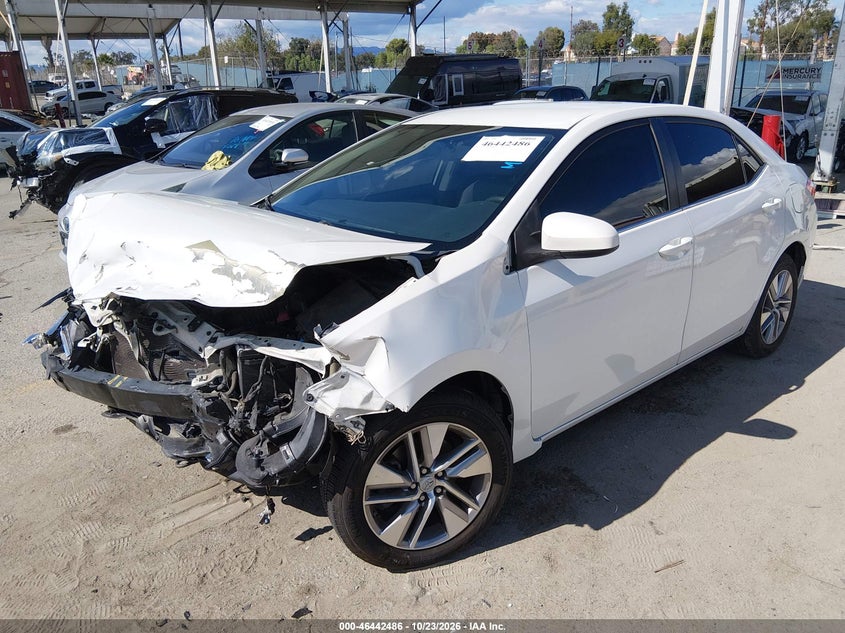 2015 Toyota Corolla Le Eco Plus, Удар спереди, IAAI, VIN 5YFBPRHE6FP249880 — фото 2