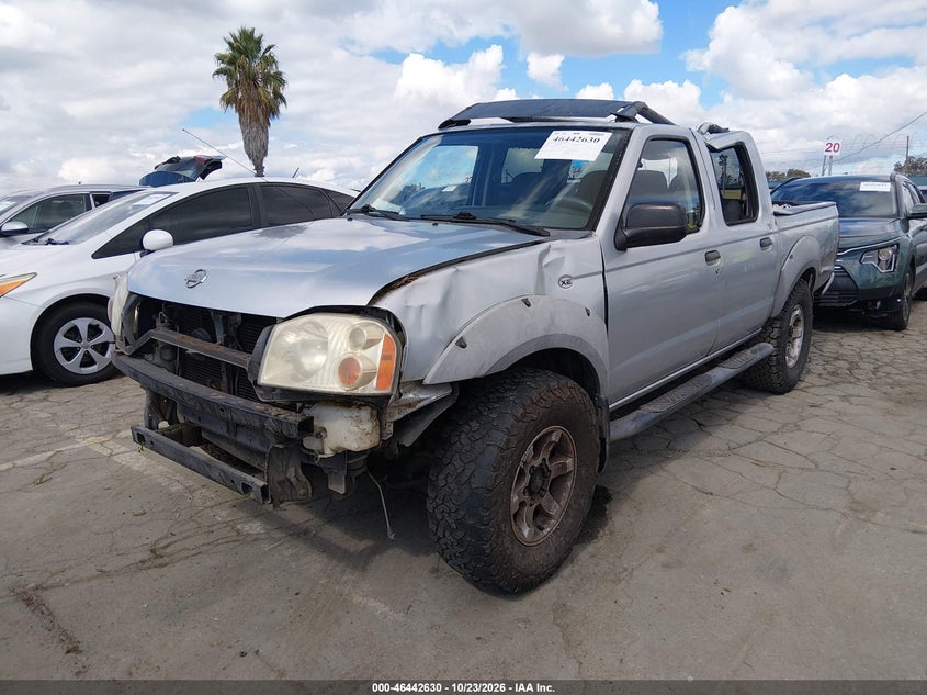 2001 Nissan Frontier Xe-V6, Front & Rear, IAAI, VIN 1N6ED27T51C325603 — photo 2