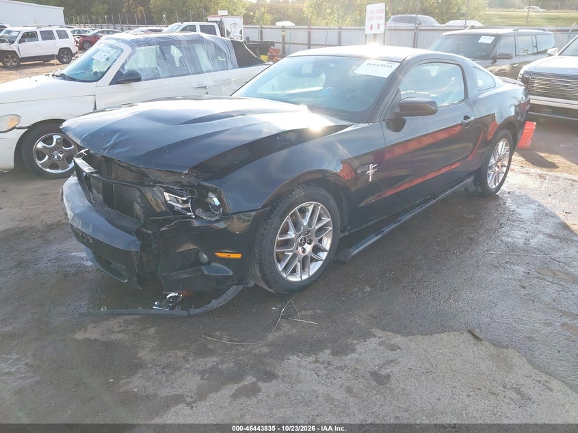 2012 Ford Mustang V6 Premium, Front End, IAAI, VIN 1ZVBP8AM6C5263537 — photo 2
