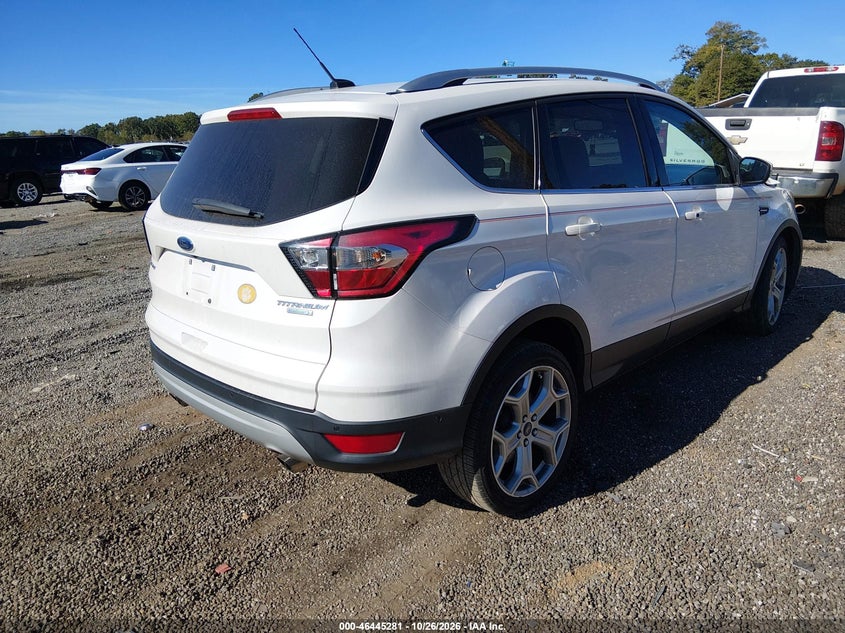 Vin: 1fmcu0jd1hue12589, lot: 46945657, ford escape titanium 20174