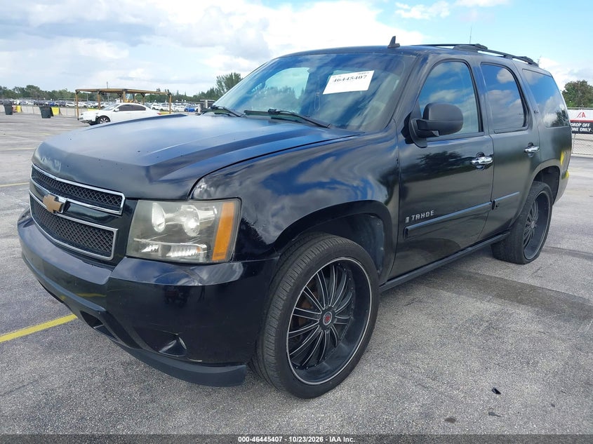2007 Chevrolet Tahoe Ltz, Front End, IAAI, VIN 1GNFC13087R402235 — photo 2