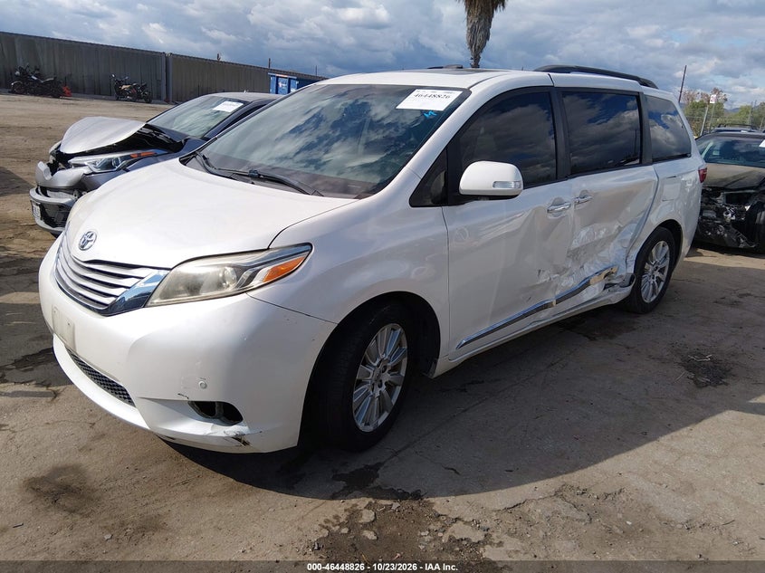 2017 Toyota Sienna Limited 7 Passenger, Левый бок, IAAI, VIN 5TDYZ3DC7HS811124 — фото 2