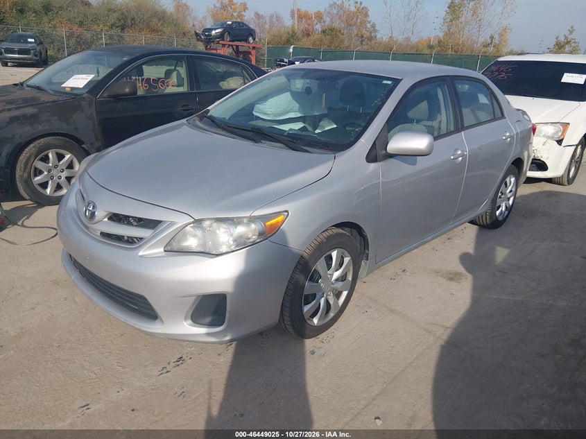 Vin: 2t1bu4ee9cc847098, lot: 46949401, toyota corolla le 20122