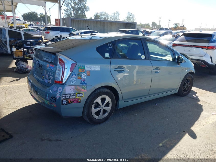 Vin: jtdkn3du2d5672398, lot: 46950285, toyota prius four 20134