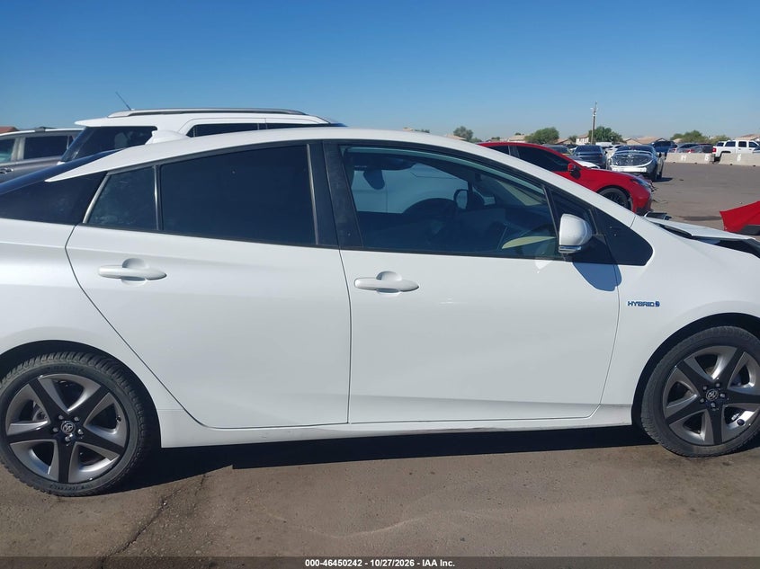 TOYOTA PRIUS - zdjęcie 14