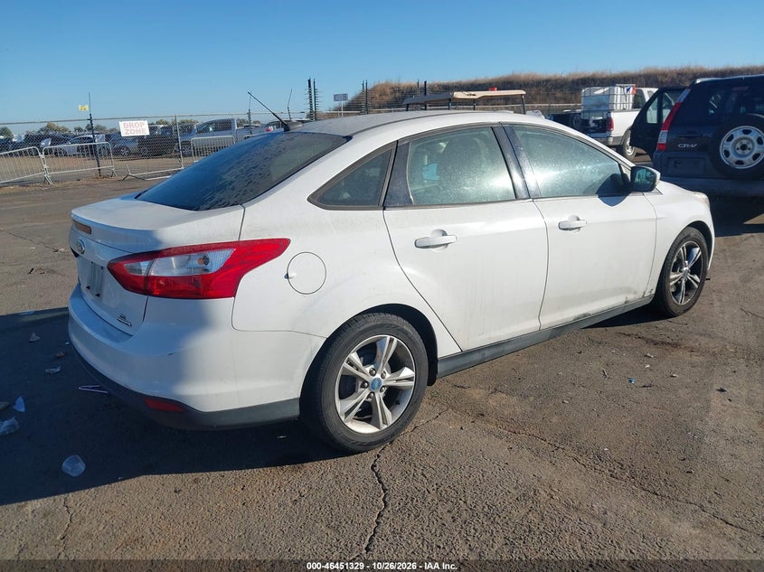 Vin: 1fadp3f26dl272473, lot: 46951705, ford focus se 20134
