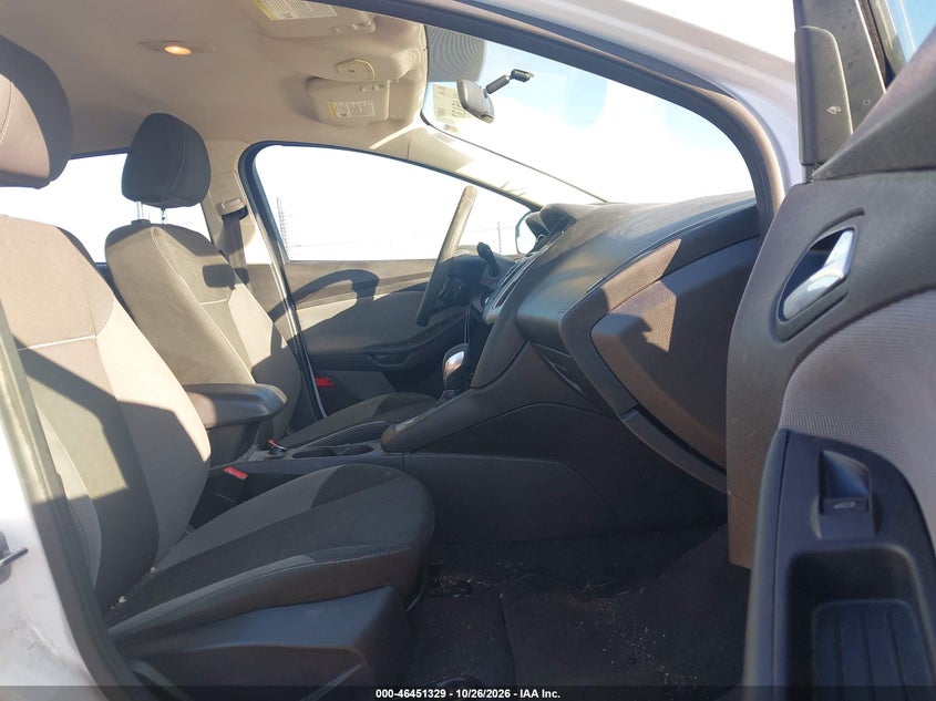 FORD FOCUS 2013 VIN 1FADP3F26DL272473