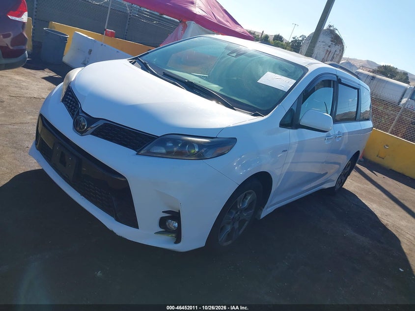 Vin: 5tdez3dc4ks220551, lot: 46952387, toyota sienna se 7 passenger 20192