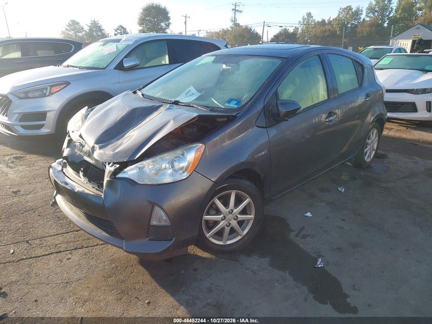 Vin: jtdkdtb32e1085740, lot: 46952620, toyota prius c three 20142