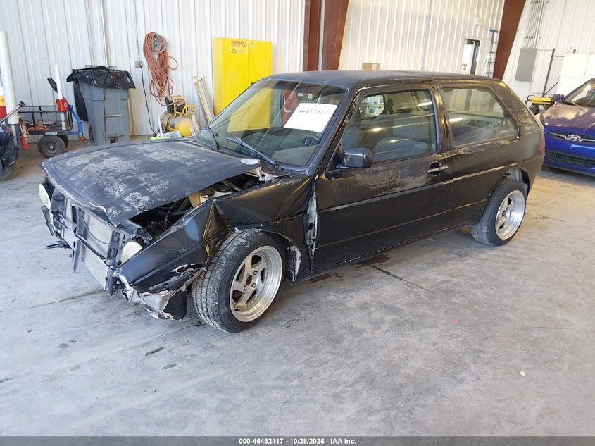 1989 Volkswagen Golf, Front End, IAAI, VIN 3VWAA01G4KM007558 — photo 2