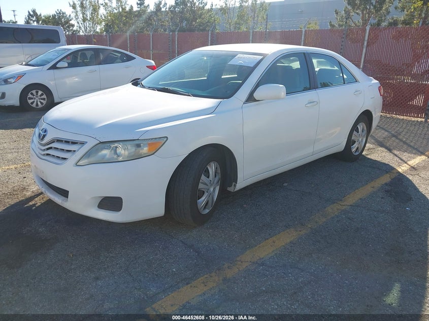 Vin: 4t4bf3ek5br208004, lot: 46952984, toyota camry le 20112