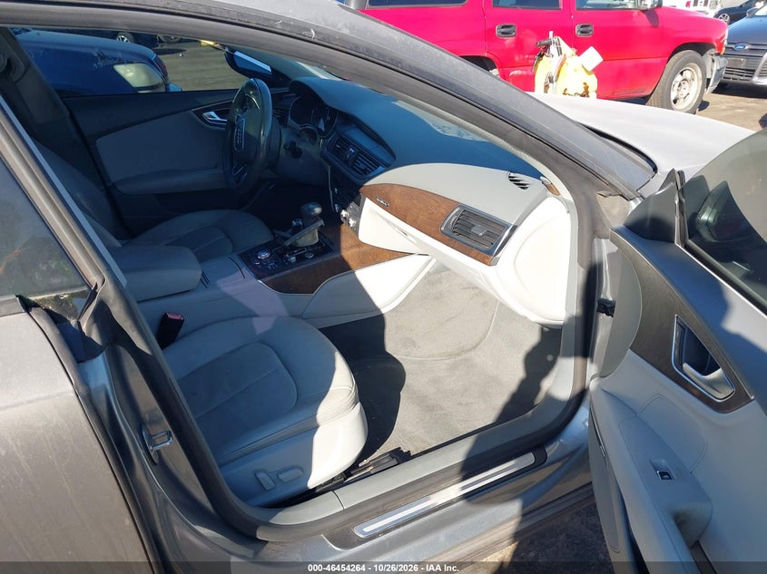 AUDI A7 2013 VIN WAUYGAFC7DN023948
