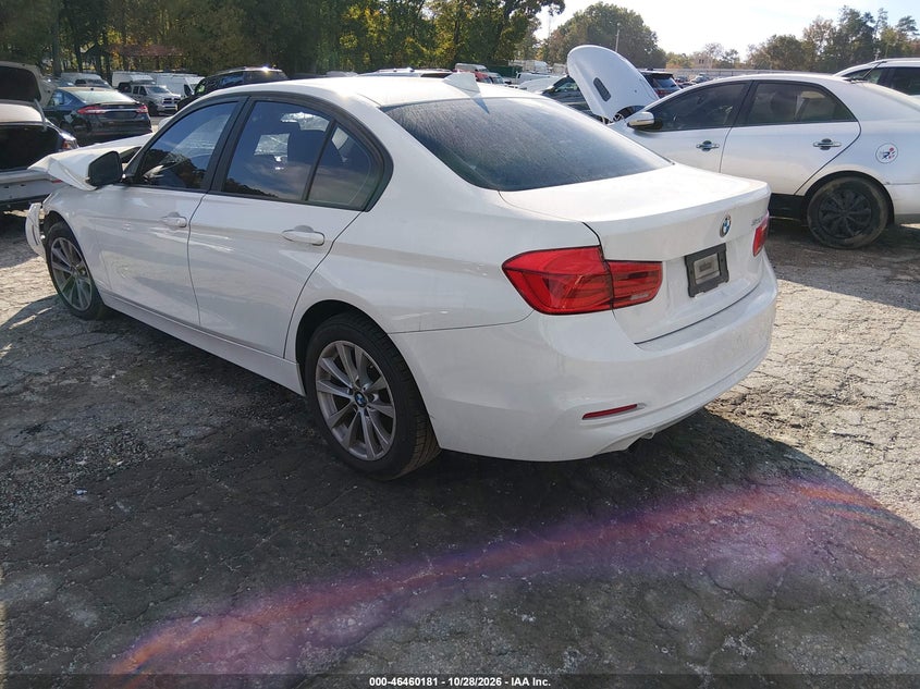 Vin: wba8a9c53jah11991, lot: 46960558, bmw 320i 20183