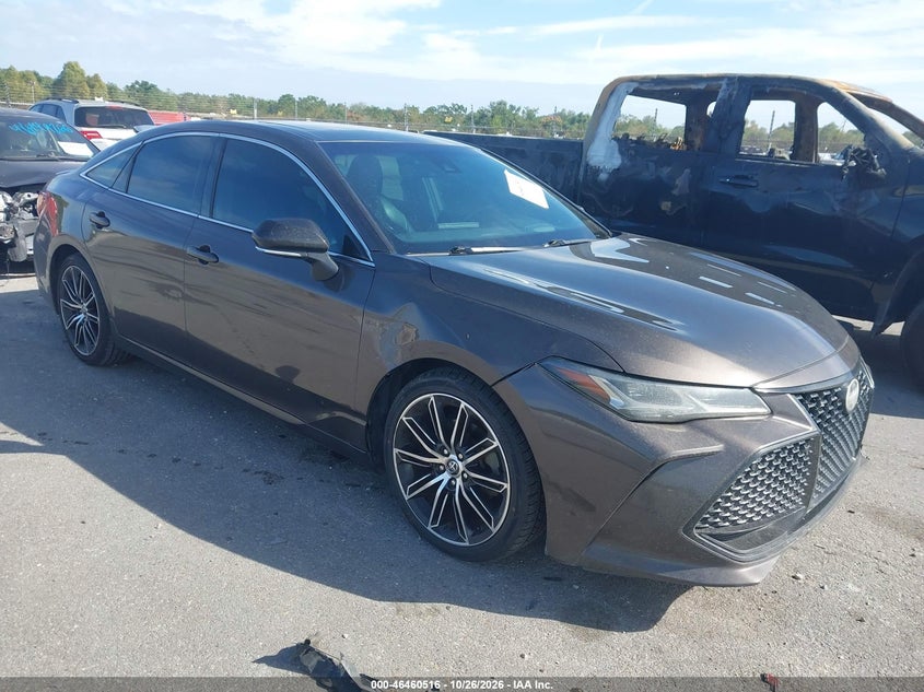 2019 Toyota Avalon Touring