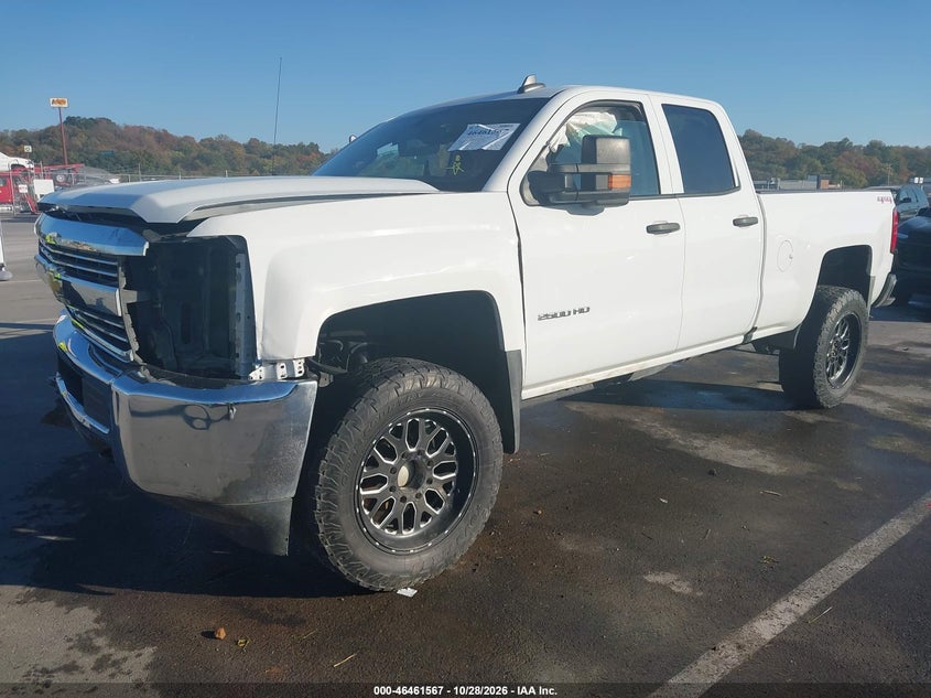 2017 Chevrolet Silverado 2500Hd Wt, Left Front, IAAI, VIN 1GC2KUEG2HZ190343 — photo 2