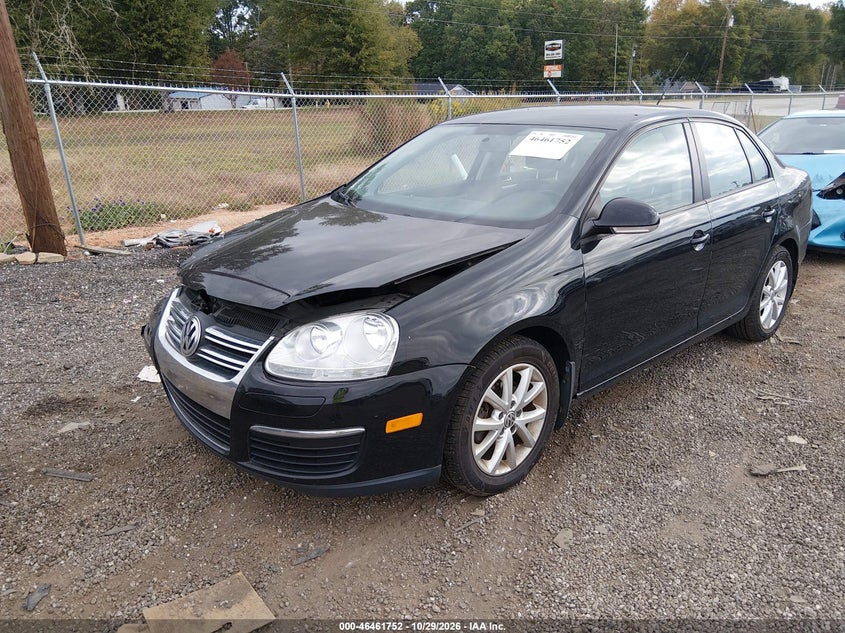 2010 Volkswagen Jetta Limited Edition, Right Front, IAAI, VIN 3VWAZ7AJ6AM106197 — photo 2