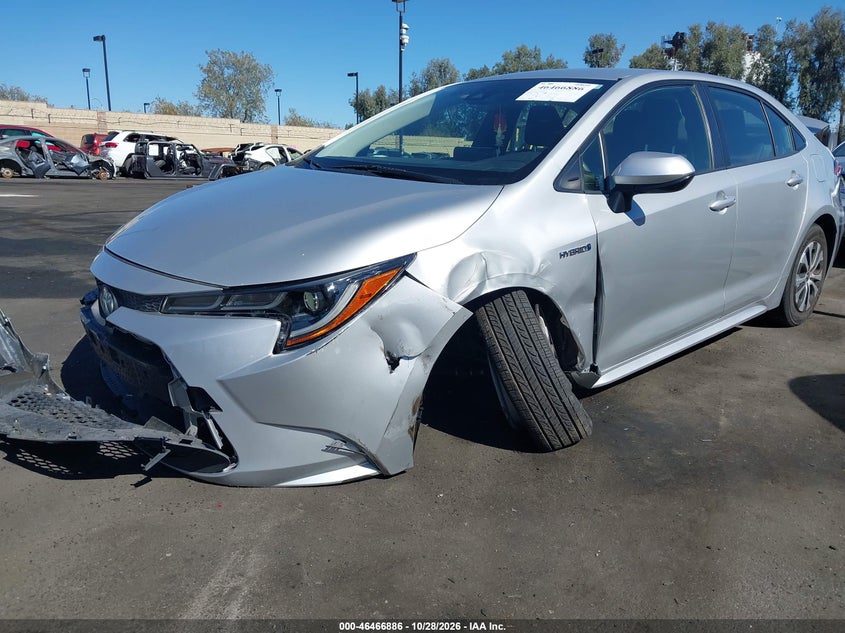 2021 Toyota Corolla Hybrid Le, Front End, IAAI, VIN JTDEAMDE9MJ035491 — photo 2