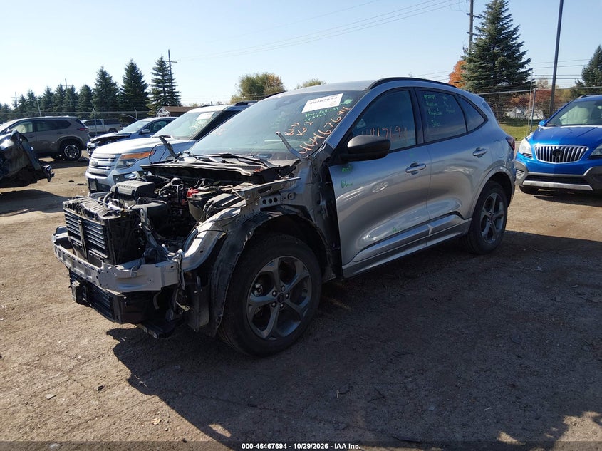 2024 Ford Escape St Line, Front & Rear, IAAI, VIN 1FMCU9MN6RUB62132 — photo 2