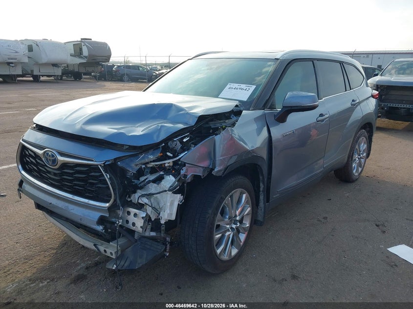 2020 Toyota Highlander Hybrid Limited, Left Front, IAAI, VIN 5TDXBRCHXLS008736 — photo 2