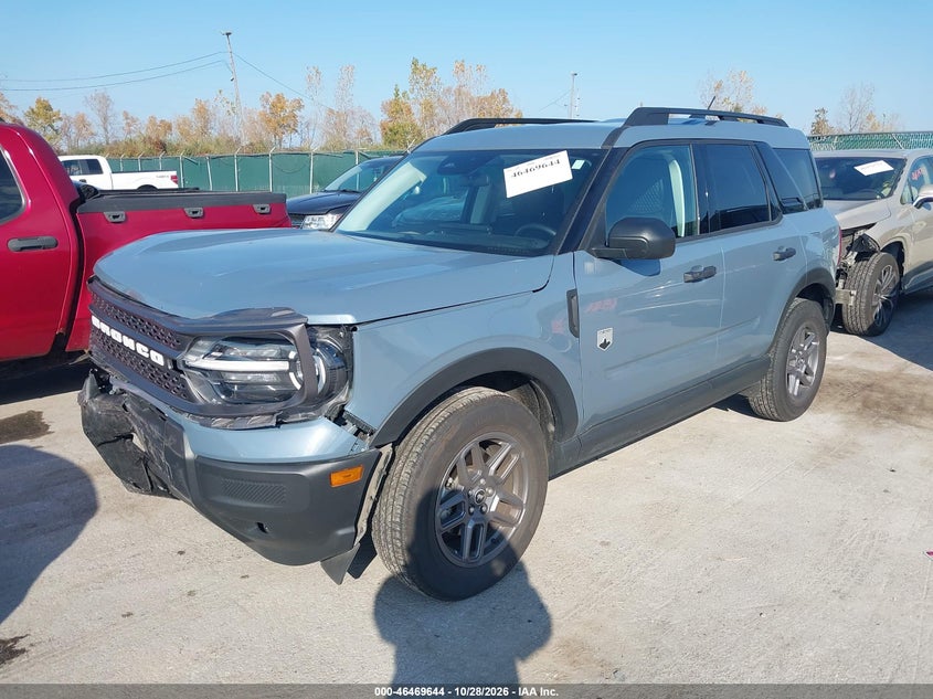 2025 Ford Bronco Sport Big Bend, Удар спереди, IAAI, VIN 3FMCR9BN7SRF03345 — фото 2