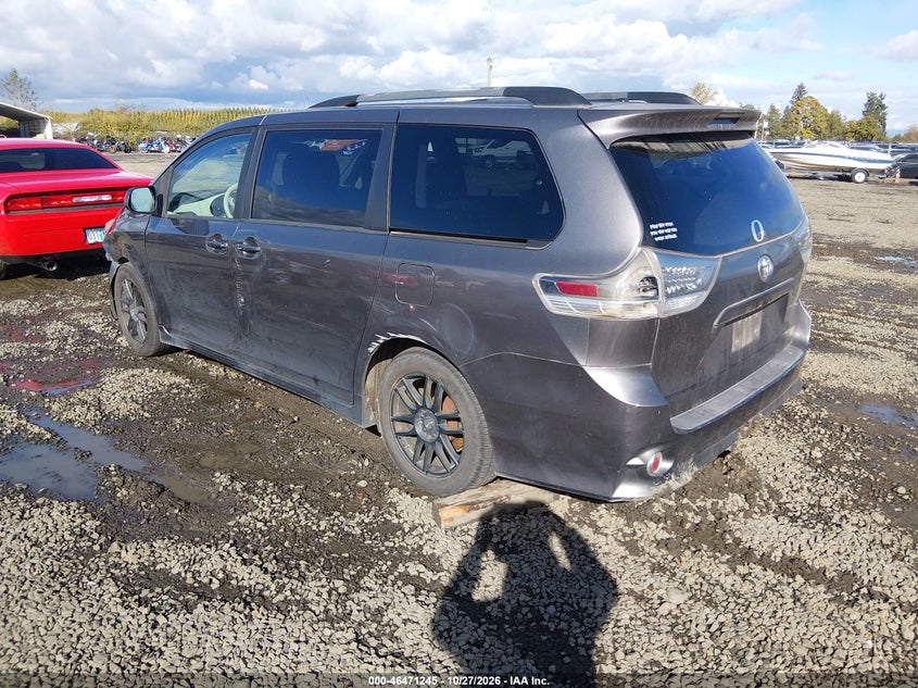 Vin: 5tdxk3dc6bs066745, lot: 46971624, toyota sienna se 20113