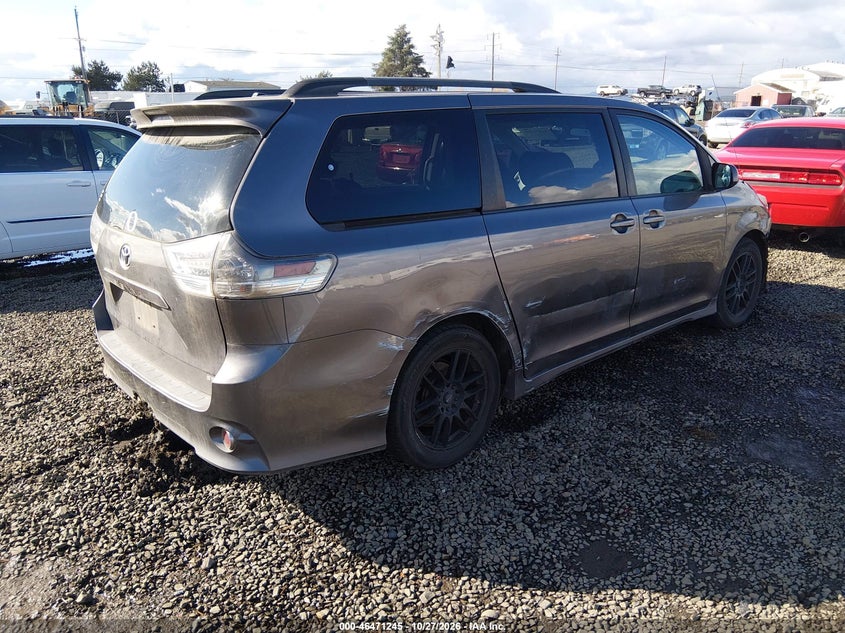 Vin: 5tdxk3dc6bs066745, lot: 46971624, toyota sienna se 20114