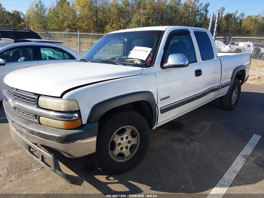 2000 Chevrolet Silverado 1500 Lt, Left Side, IAAI, VIN 1GCEK19T2YE430811 — photo 2