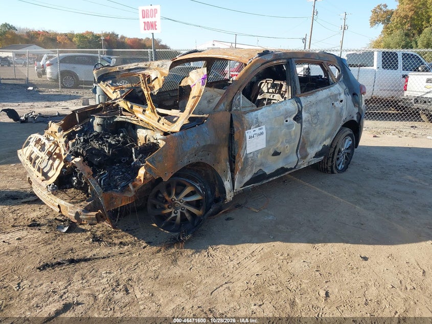 2018 Hyundai Tucson Sel, Полностью сгорел, IAAI, VIN KM8J3CA49JU638509 — фото 2