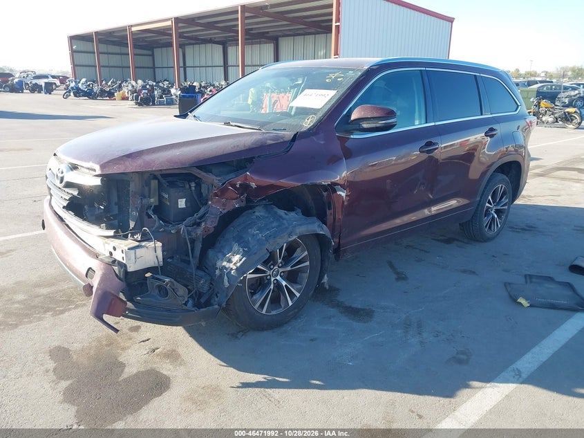 2016 Toyota Highlander Xle V6, Front End, IAAI, VIN 5TDKKRFH1GS182853 — photo 2