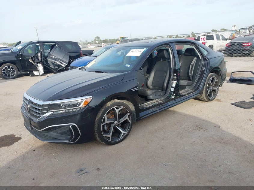 2020 Volkswagen Passat 2.0T R-Line, Left Side, IAAI, VIN 1VWMA7A3XLC016206 — photo 2