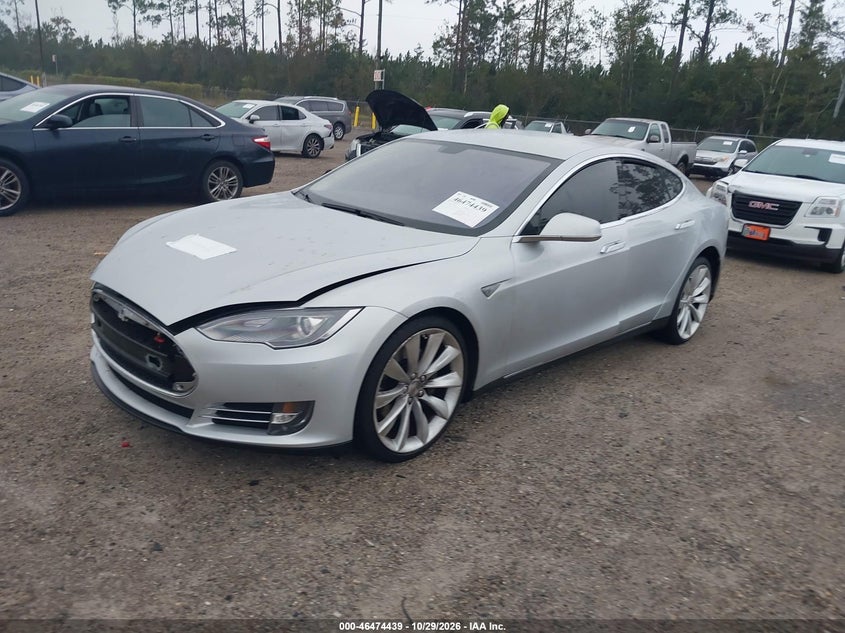 Vin: 5yjsa1cgxdfp03567, lot: 46974818, tesla model s 20132