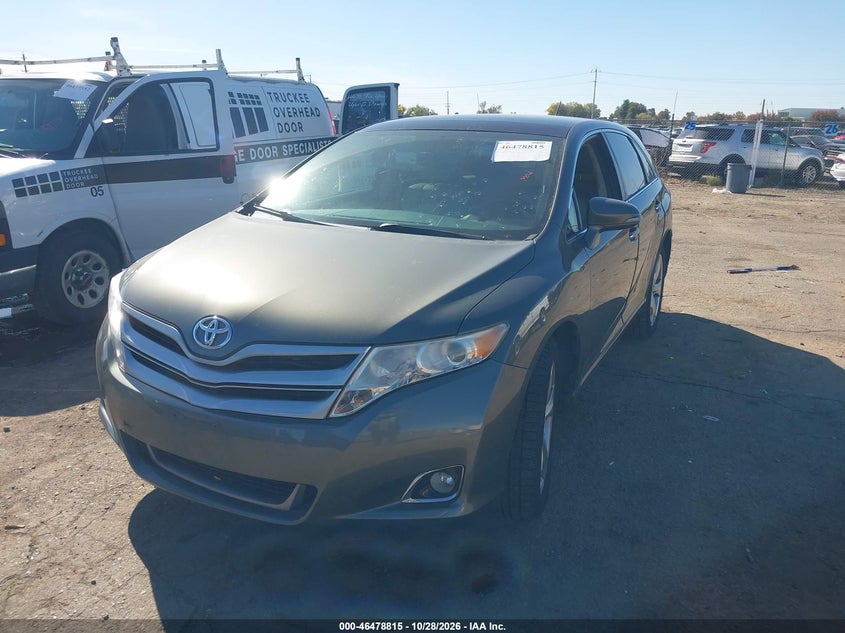 2014 Toyota Venza Xle V6, Normal Wear & Tear, IAAI, VIN 4T3ZK3BB4EU068581 — photo 2