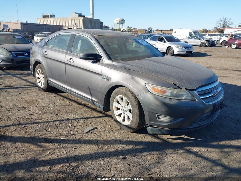2011 Ford Taurus SE