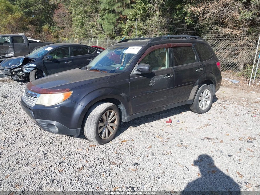 2011 Subaru Forester 2.5X Premium, Right Side, IAAI, VIN JF2SHBDC6BH729837 — photo 2