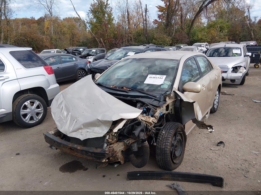 Vin: 2t1bu4ee9bc725596, lot: 46981928, toyota corolla le 20112