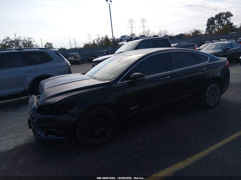 2018 Ford Fusion Energi Se Luxury, Неизвестно, IAAI, VIN 3FA6P0PU3JR259880 — фото 2