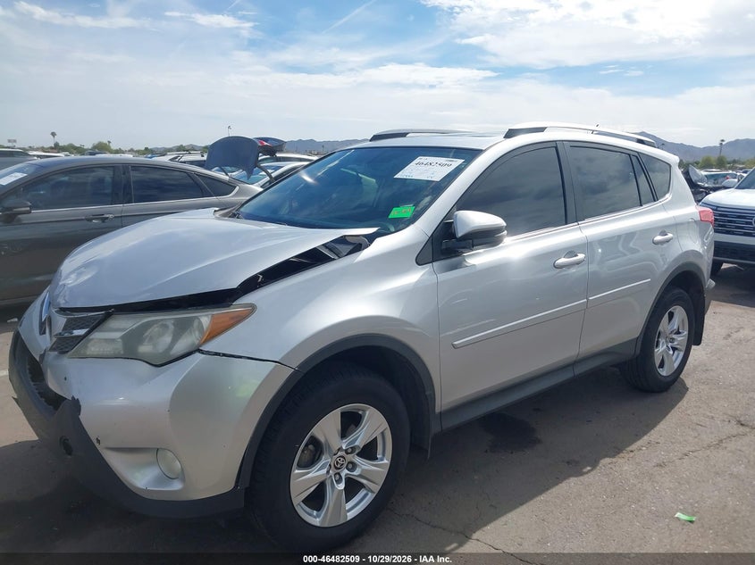 2015 Toyota Rav4 Xle, Удар спереди, IAAI, VIN JTMWFREV8FD060725 — фото 2