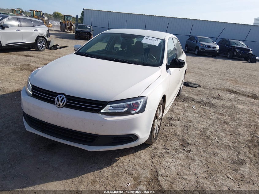 2011 Volkswagen Jetta 2.0L S, Right Side, IAAI, VIN 3VW2K7AJ5BM074868 — photo 2