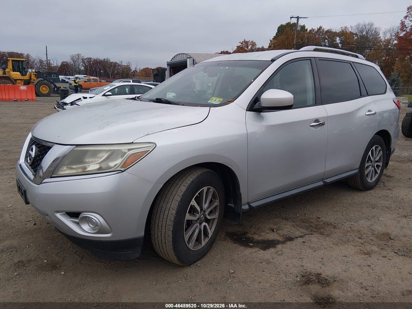 2013 Nissan Pathfinder Sv, Normal Wear & Tear, IAAI, VIN 5N1AR2MM4DC668368 — photo 2