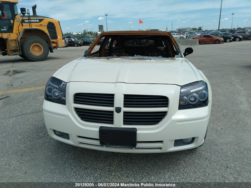 2005 Dodge Magnum R/T VIN: 2D8GZ58235H671500 Lot: 20129205