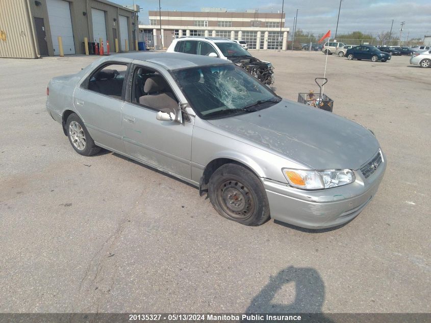 2000 Toyota Camry Le VIN: JT2BG22K1Y0468743 Lot: 20135327