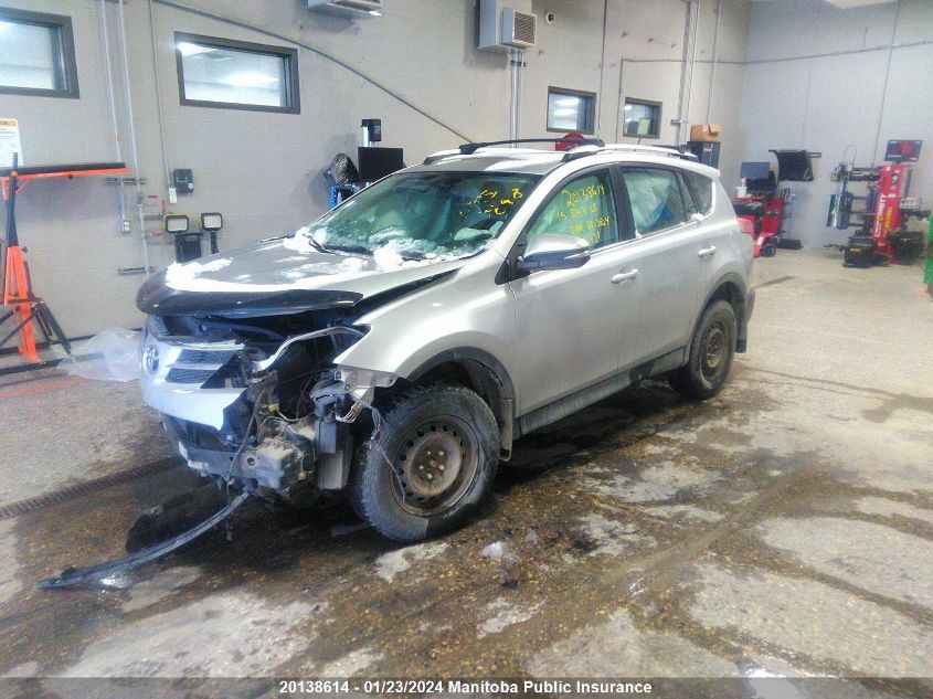 2T3BFREV6FW336921 2015 Toyota Rav4 Le