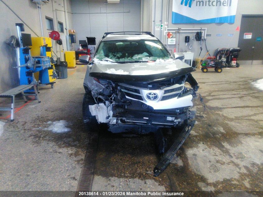 2T3BFREV6FW336921 2015 Toyota Rav4 Le